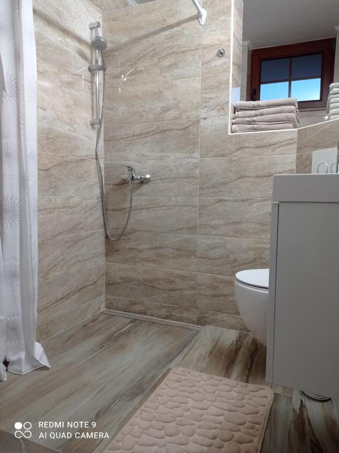 Zerko Holiday Home - Vineyard Chalet With Sauna And Jacuzzi Free Mirna Exterior photo