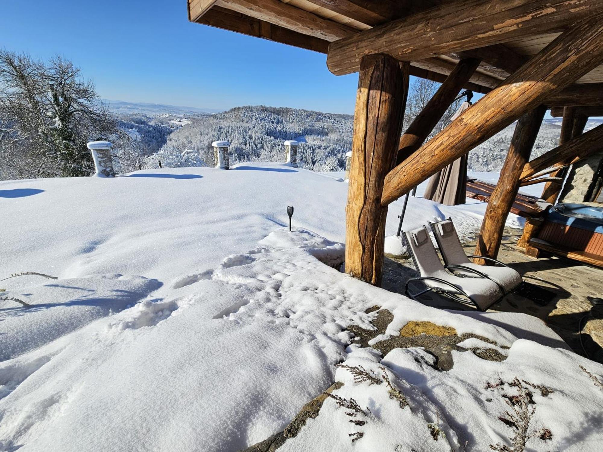 Zerko Holiday Home - Vineyard Chalet With Sauna And Jacuzzi Free Mirna Exterior photo